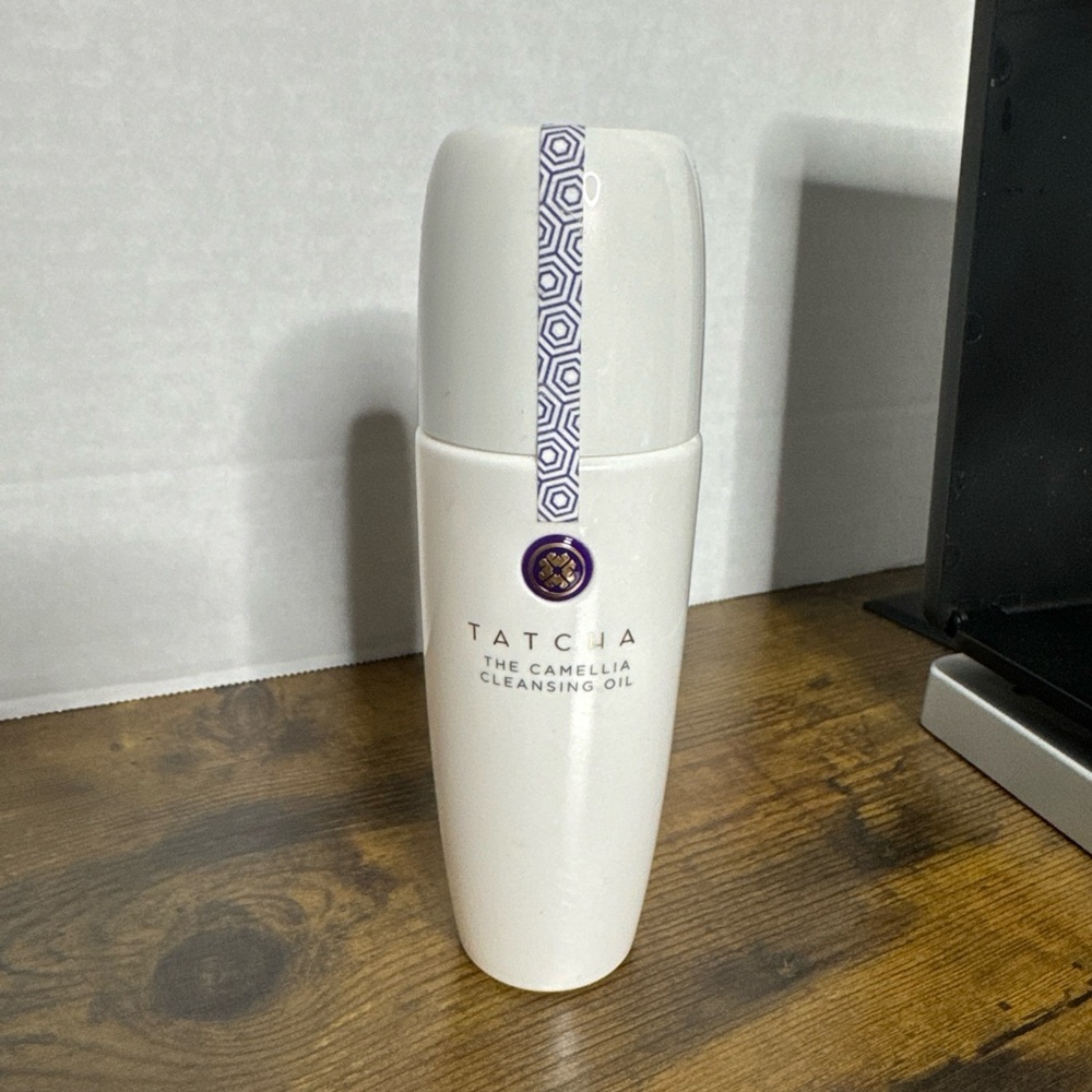 Tatcha Camellia Cleansing Oil: 2-in-1 Makeup Remover & Face Cleanser 5 oz/150ml